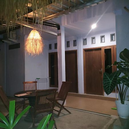 Merendeng Hostel Kuta Kuta  Extérieur photo