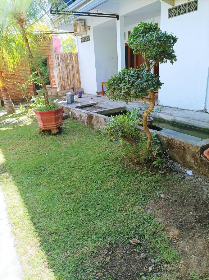 Merendeng Hostel Kuta Kuta  Extérieur photo