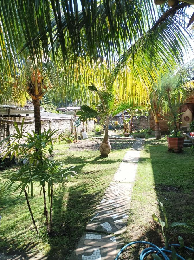 Merendeng Hostel Kuta Kuta  Extérieur photo