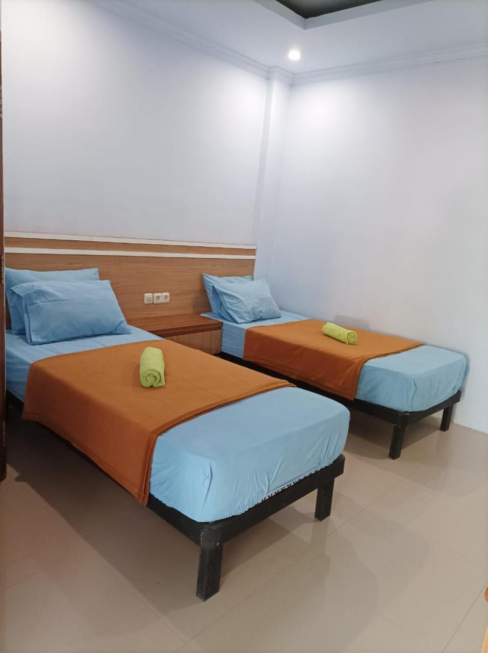 Merendeng Hostel Kuta Kuta  Extérieur photo