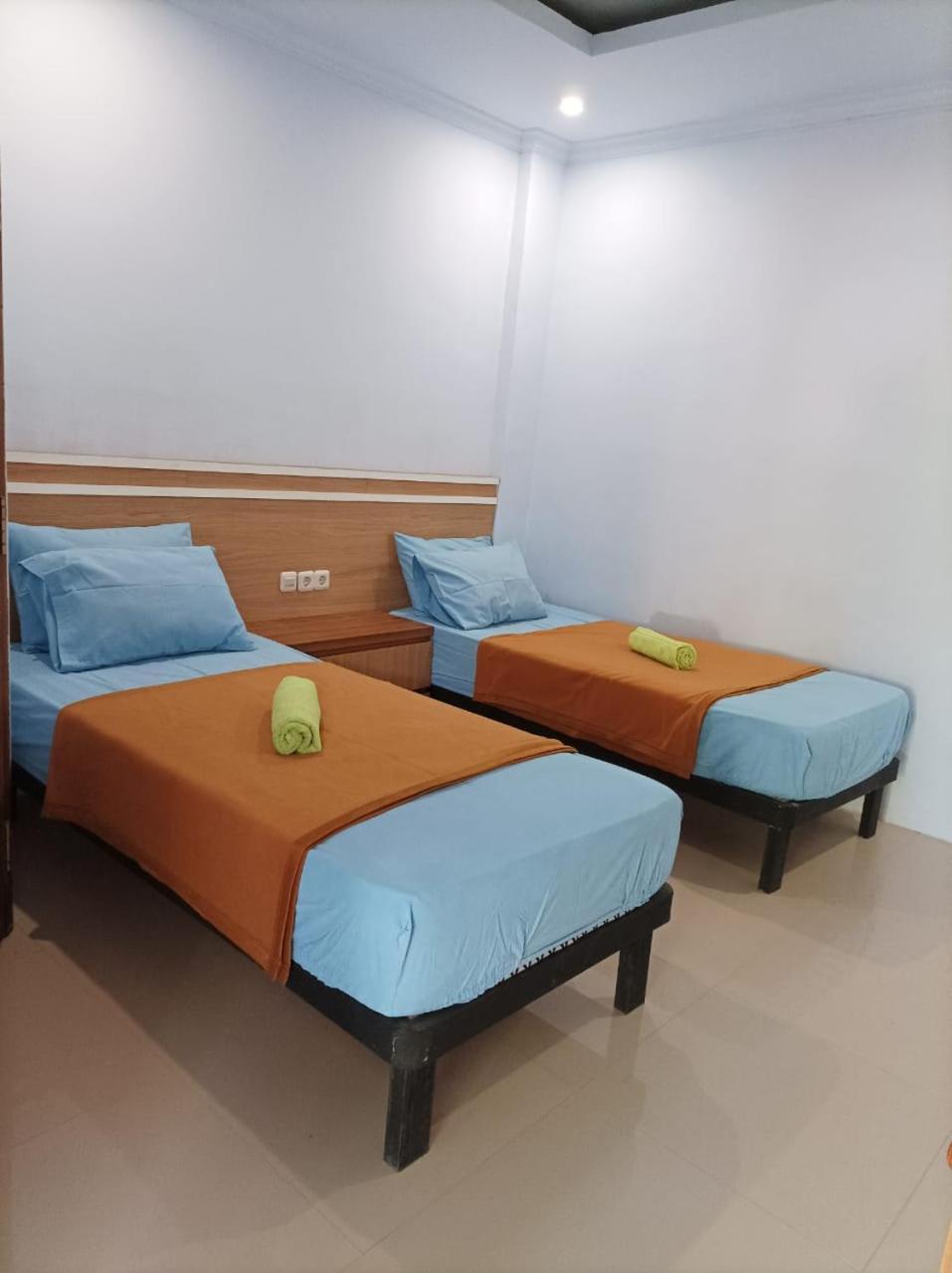 Merendeng Hostel Kuta Kuta  Extérieur photo